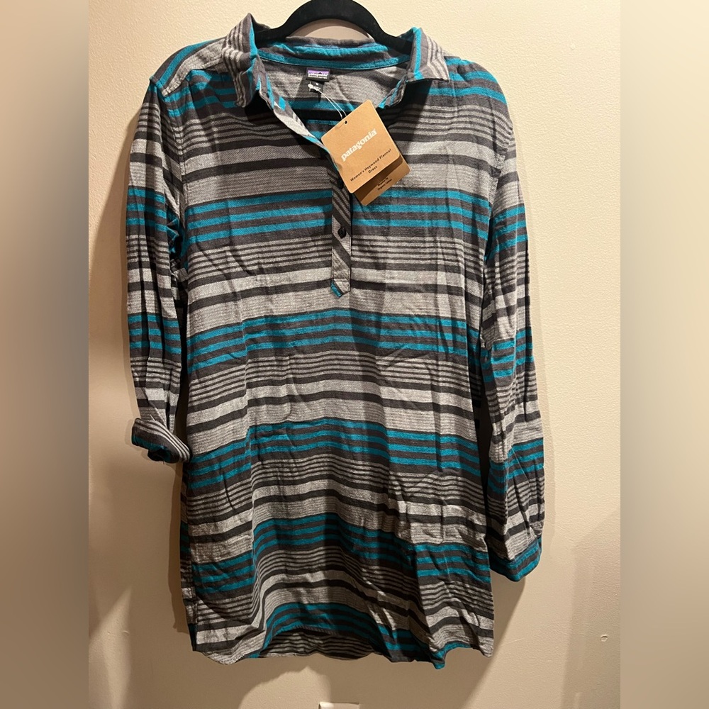 Patagonia Gray and Blue Flannel Dress